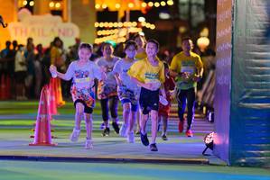 BIB: 00000, 10025
                            <button type="button" onclick="openModal(21770462)" class="btn btn-primary btn-sm float-right btn-popup" data-toggle="modal" data-target=".modal-high-quality">
                        <i class="fas fa-shopping-cart"></i> Add to Cart
                    </button>
                                            <button type="button" onclick="isThisMe(21770462, true)" class="btn btn-success btn-sm float-right btn-popup btn-isme hidden" data-toggle="tooltip" data-placement="bottom" title="นี่คือรูปของคุณใช่ไหม คลิกที่นี่เพื่อเอาเข้าอัลบั้ม">
                        <i class="fas fa-plus"></i> Add to album
                    </button>
                    <button type="button" onclick="isThisMe(21770462, false)" class="btn btn-warning btn-sm float-right btn-popup btn-isnotme hidden">
                        <i class="fas fa-ban"></i> Remove from album
                    </button>